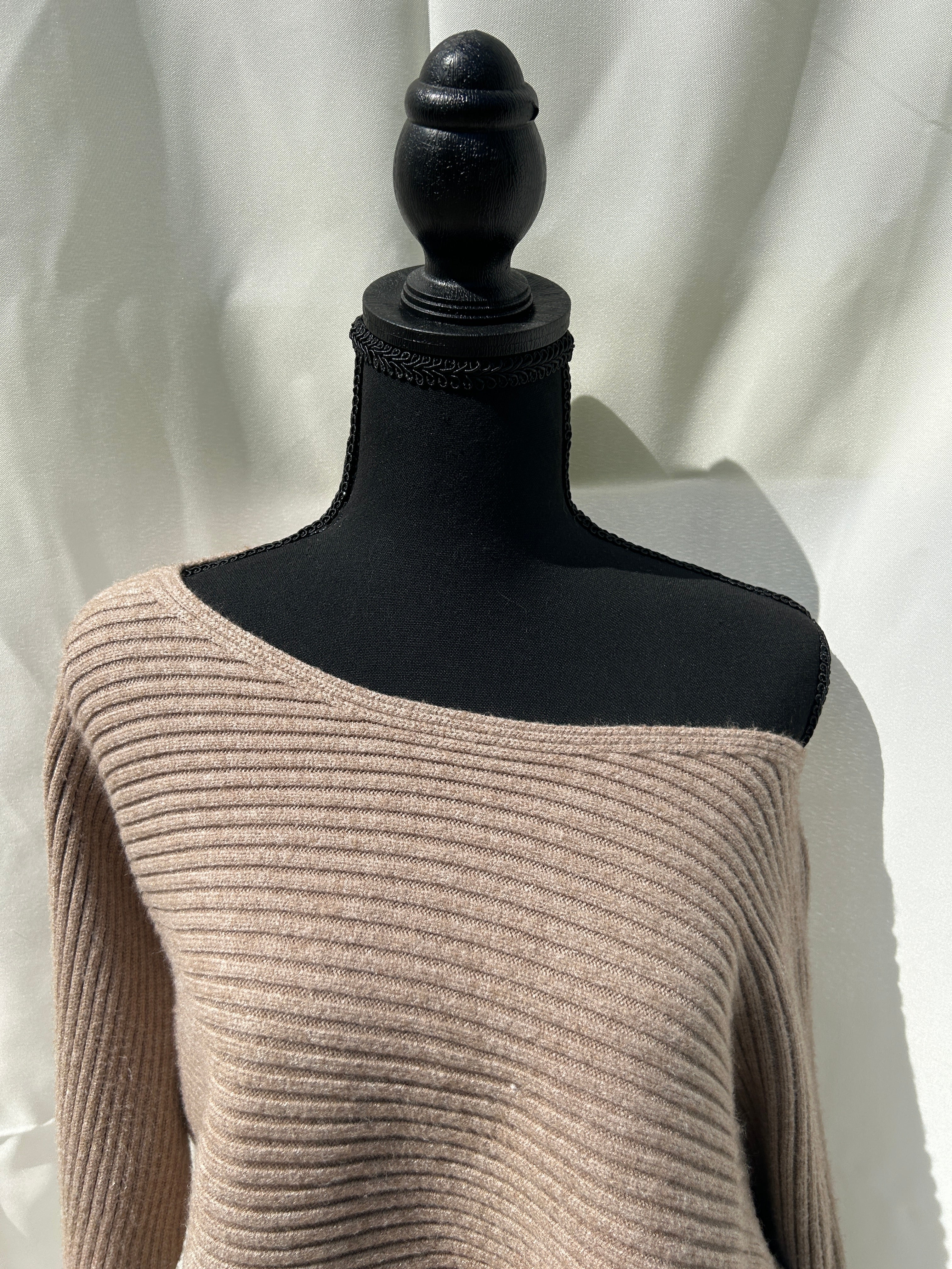Anthropologie “Adam’s Rib” Sweater - Brown