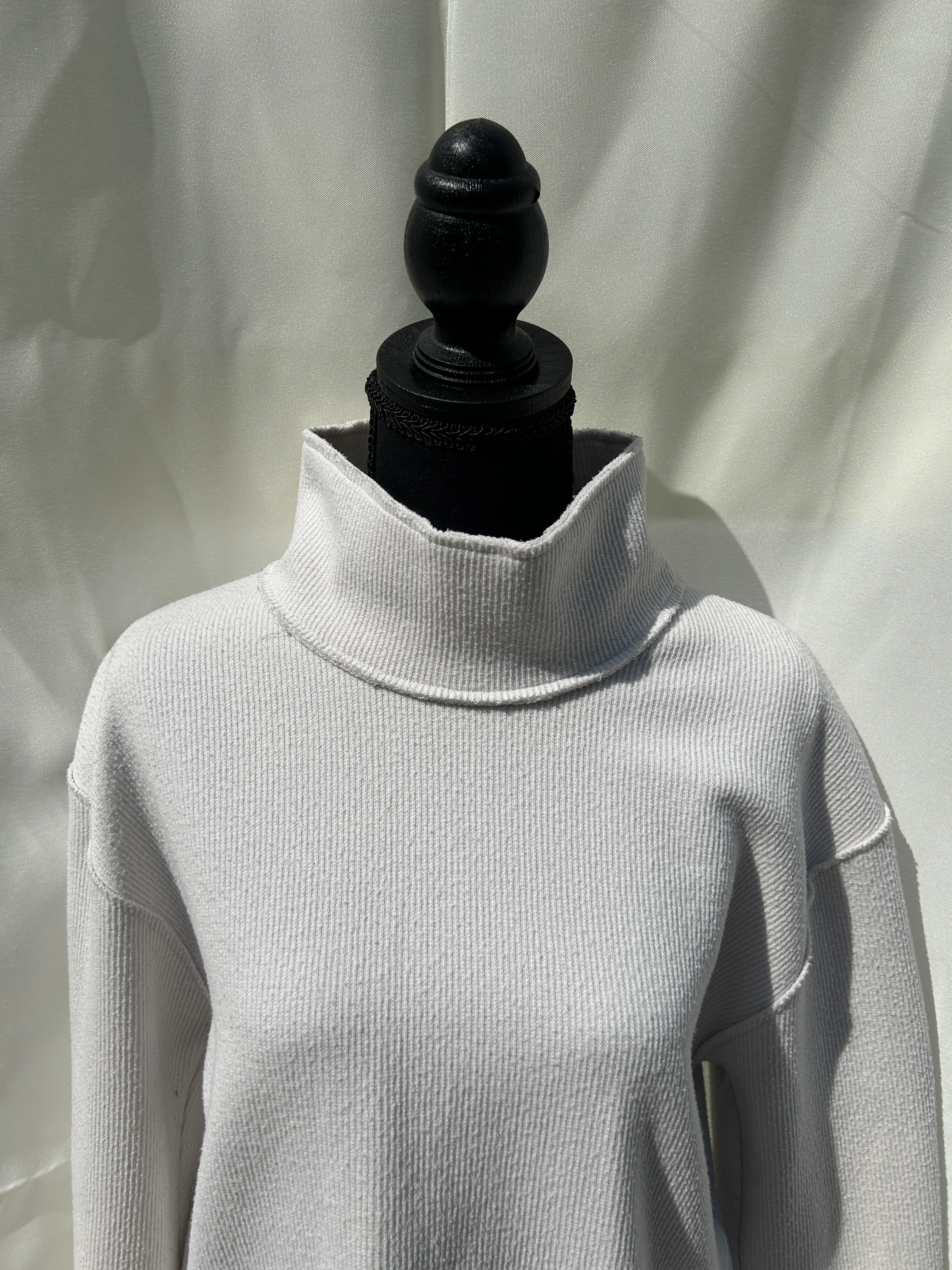 Zara “Alabaster Box” Sweatshirt - Beige