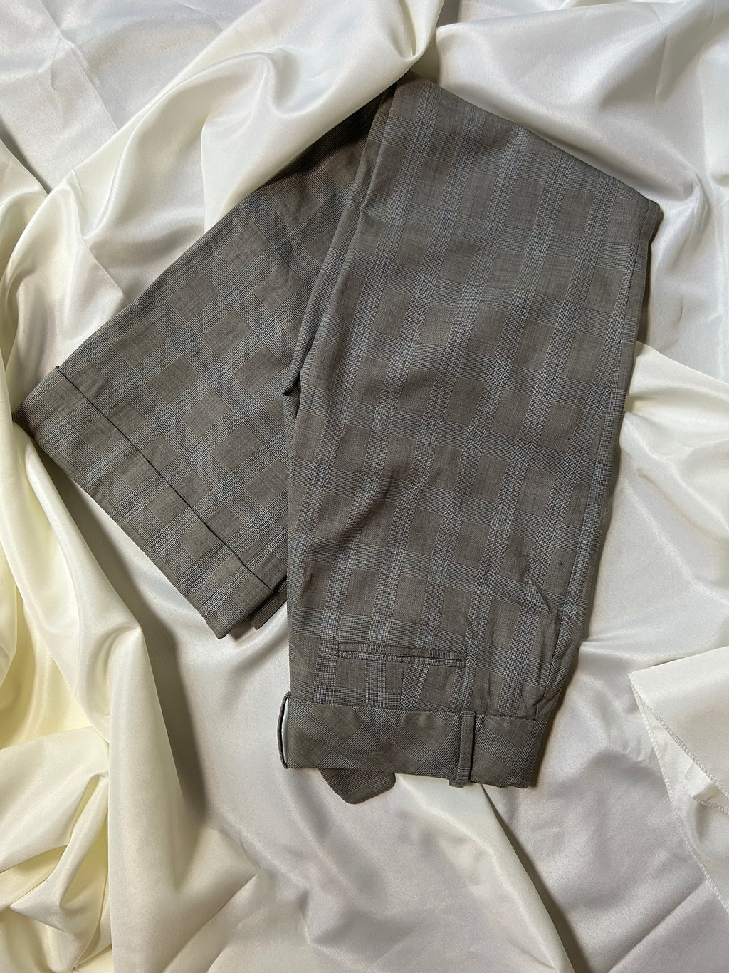 Banana Republic “ About My Father’s Business” Trousers - Plaid